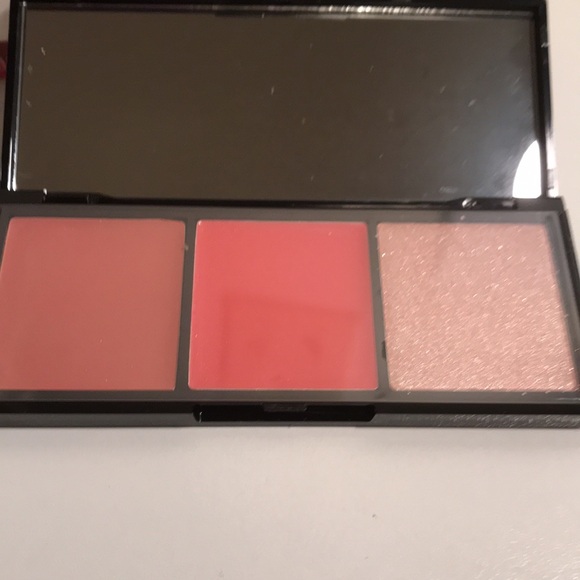 LAURA GELLER NEW Made to Multitask Palette Eye, lip , cheek palette - Picture 2 of 5
